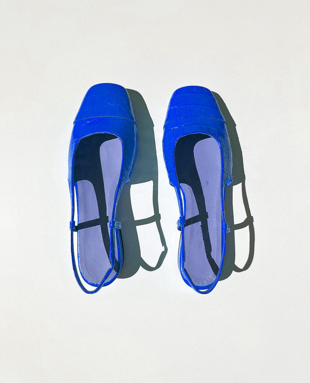 Embossed low heel multi color casual sandal