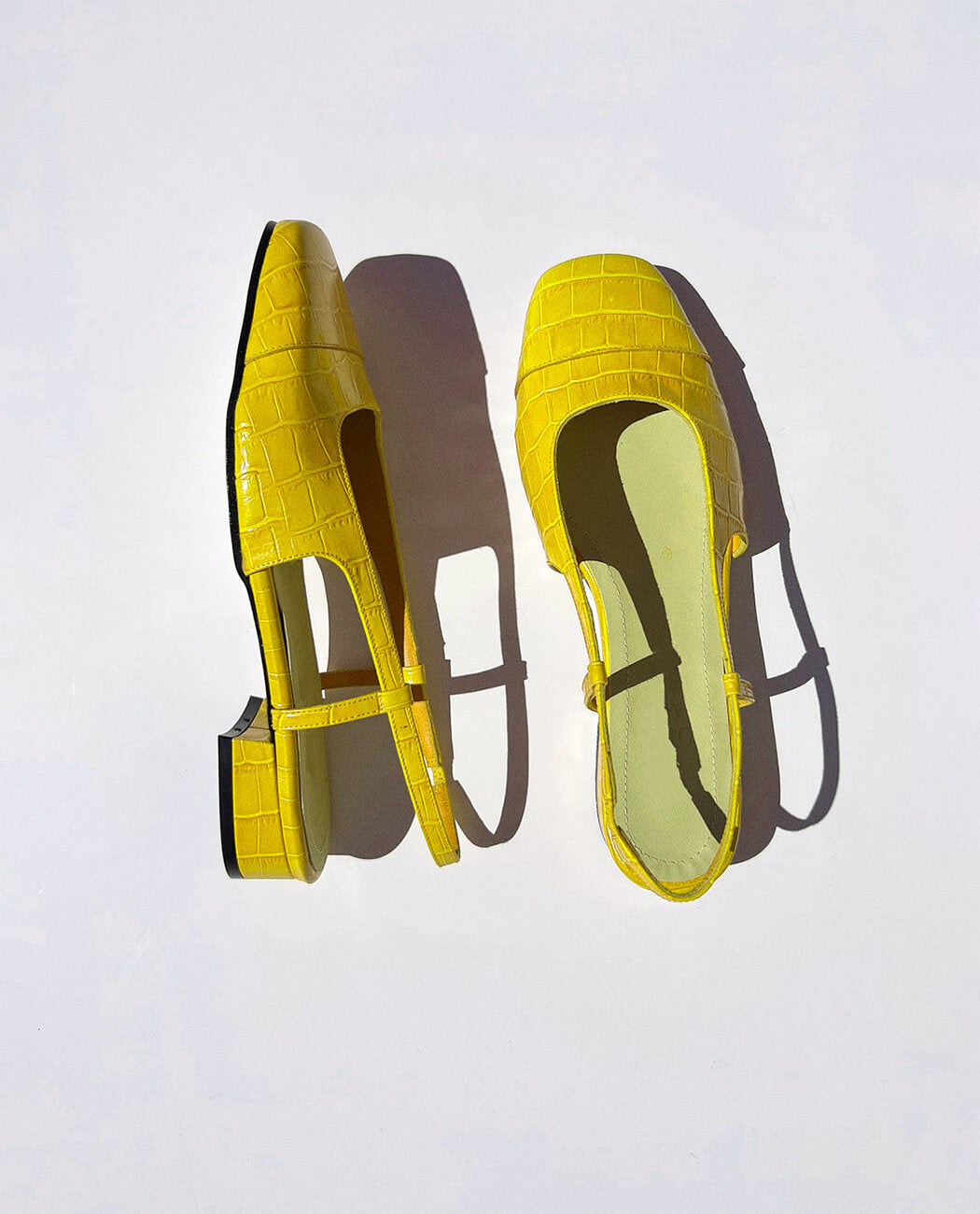 Embossed low heel multi color casual sandal