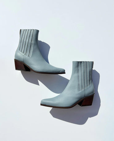 Hillary western style boot for women