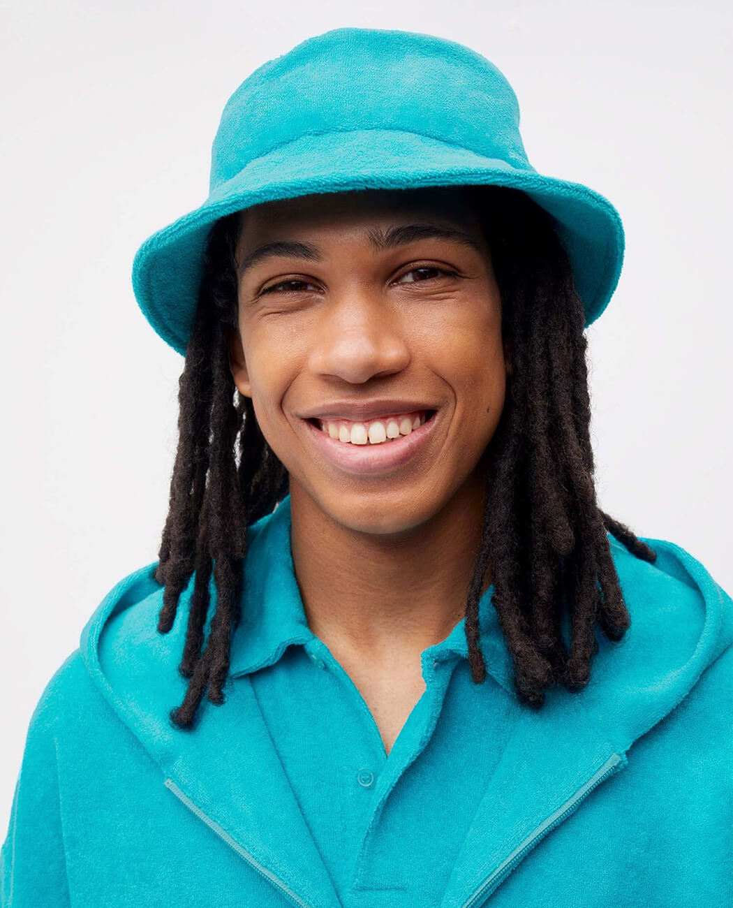 Male basket shape hat sand