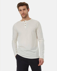 white basic long sleeve no collar t-shirt